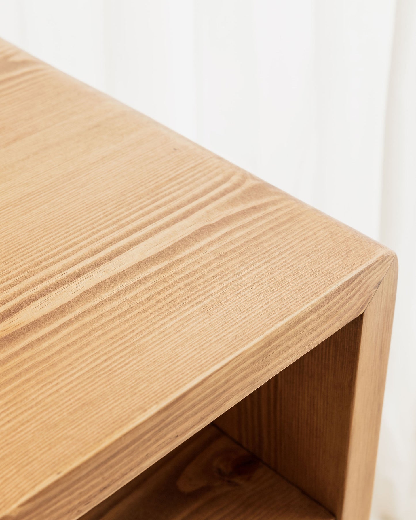 'Elmcroft' SHELF - Record Player Stand With Hi-Fi Shelf
