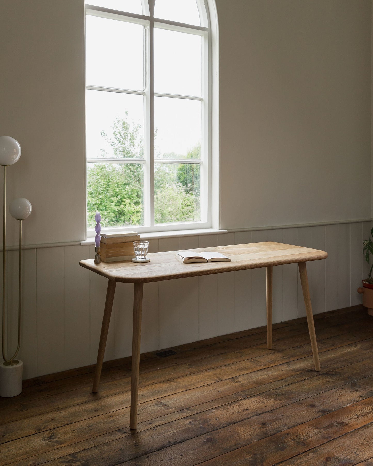 SALE - READY TO SHIP 'Bellevue' Solid Oak Desk
