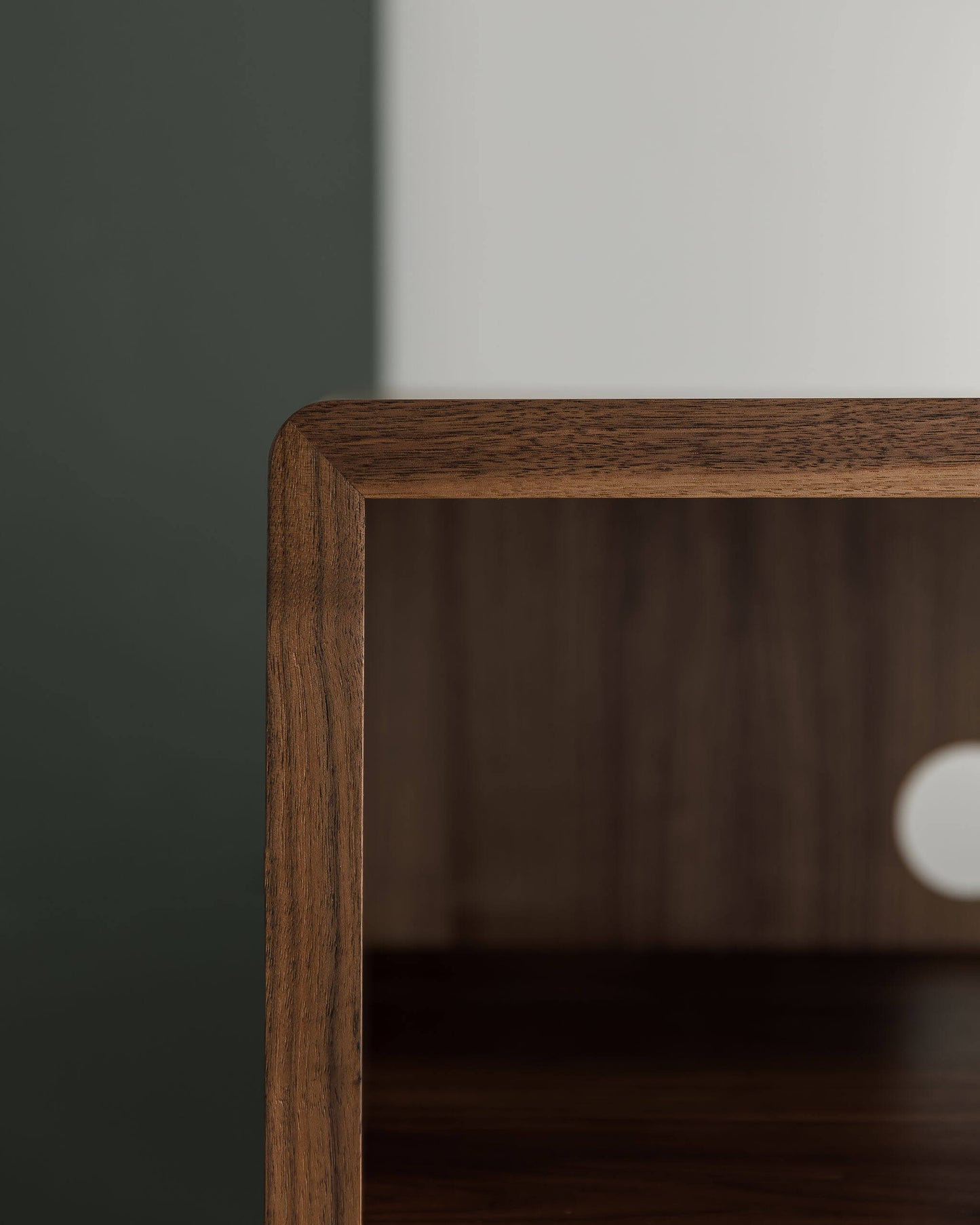 'Ashton' Walnut LP Storage Unit With Hi-Fi Shelf.