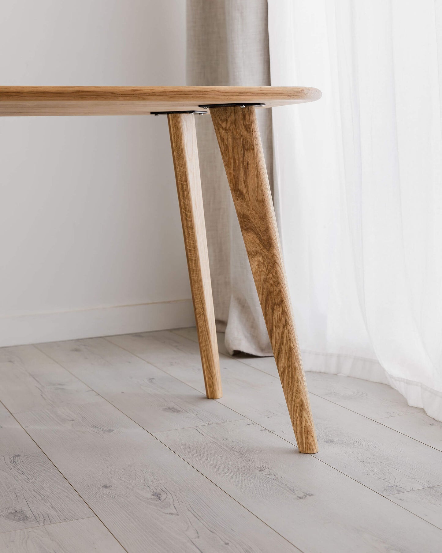 'Bellevue' Solid Oak Desk With Rounded Corners