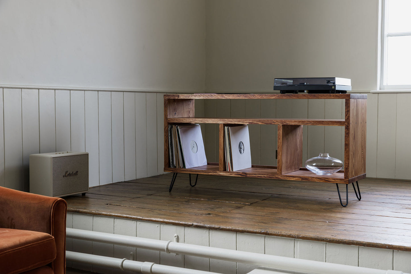 'Lawrence' Solid Wood TV/Turntable Stand